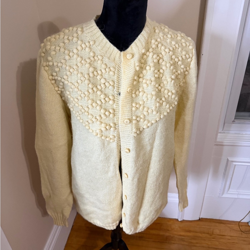 Vintage knit wool pale yellow cardigan